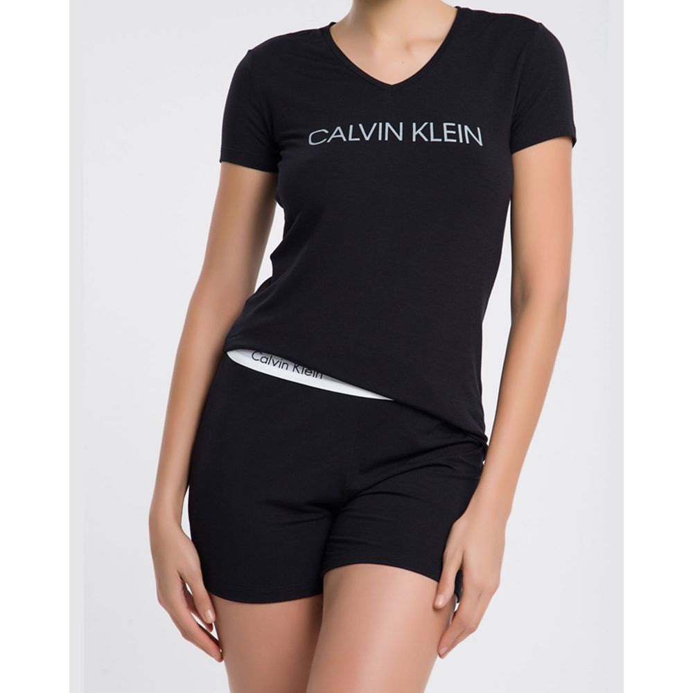 Pijama-Curto-Feminino-Calvin-Klein-Viscolight-Elastico