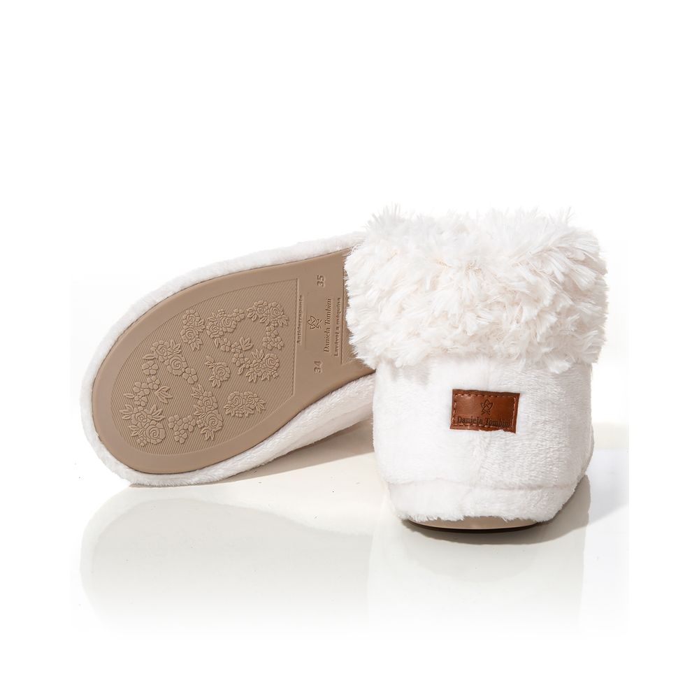 Bota-Pantufa-Pelos-Daniela-Tombini-Cano-Curto